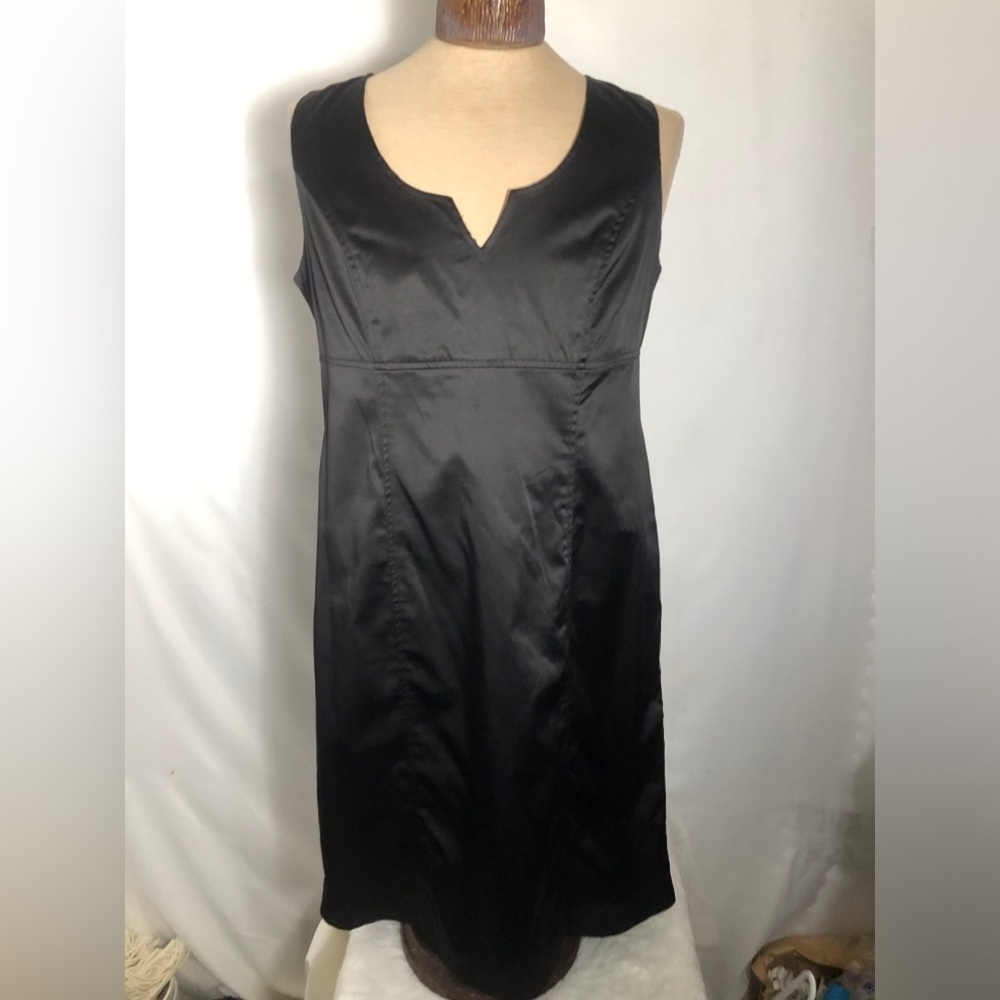 Womens Black Satin Dress. Reitmans. Size 13.
